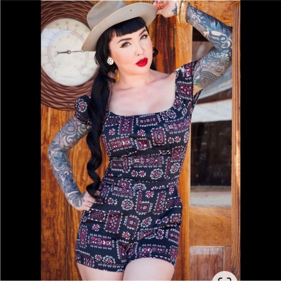 Pinup Couture Pants - Pinup Couture Western Peasant Romper XL